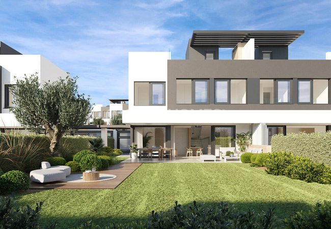 Häuser Mit Meerblick In Estepona In Der Nähe Von Golfplätzen