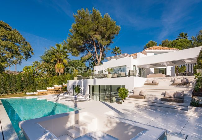Marbella'nın Gözde Konumunda Eşsiz Müstakil Villalar 2