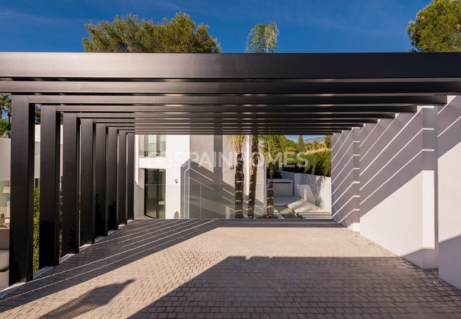 Marbella'nın Gözde Konumunda Eşsiz Müstakil Villalar 8