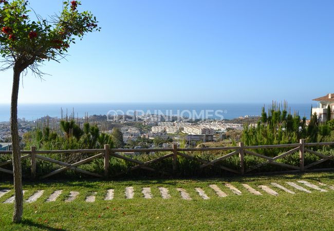 Strategically Located Ground Floor Apartment in Benalmadena 7