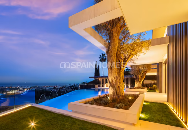 Exklusiv Golfvilla Med Infinitypool I Benahavis 17
