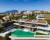 Exclusive Golf Villa with Infinity Pool in Benahavis 3