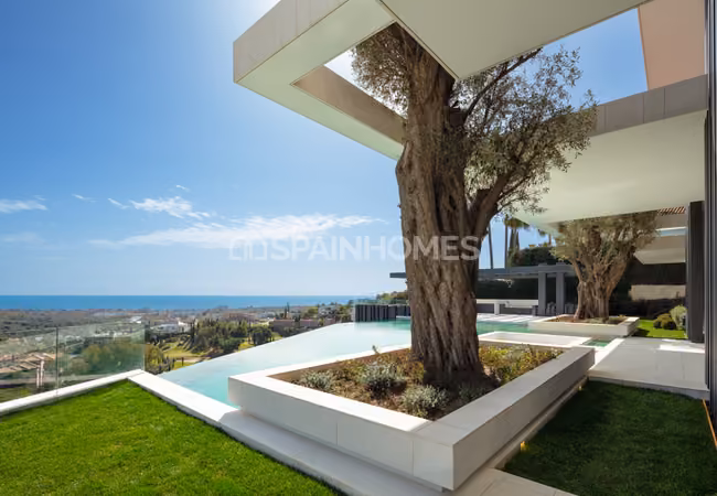 Exklusiv Golfvilla Med Infinitypool I Benahavis 5
