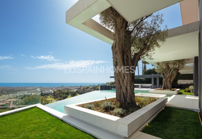 Exclusive Golf Villa with Infinity Pool in Benahavis 5
