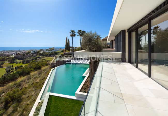 Exklusiv Golfvilla Med Infinitypool I Benahavis 10