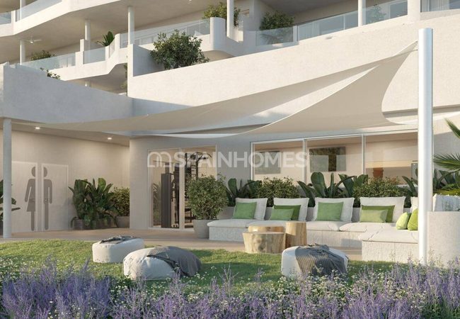 Benalmadena'da Şehir ve Doğa Manzaralı Geniş Daireler 2