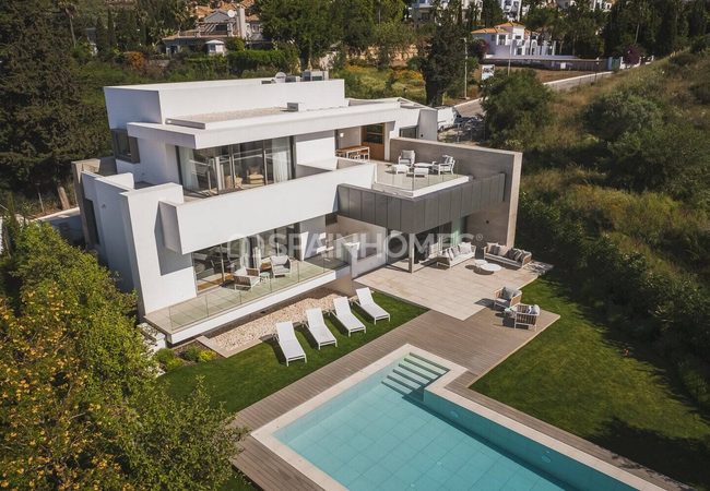 Estepona'da Yeni Altın Mil Üzerinde Satılık Ferah Evler 14