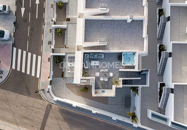 Nerja İspanya'da Sahile Yakın Deniz Manzaralı Sıfır Villalar 15