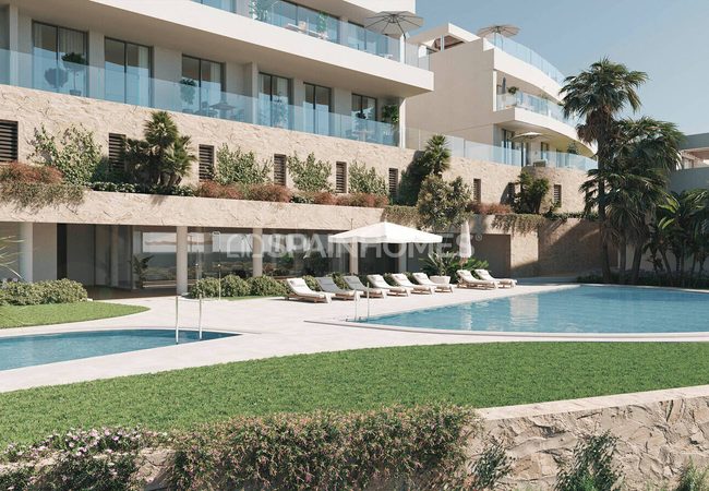 Fuengirola'da BREEAM Sertifikalı Havuzlu Yarı Müstakil Villalar 5
