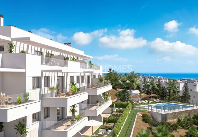 Mijas'ta Golf Tesisinin Yanı Başında Eşsiz Manzaralı Daireler