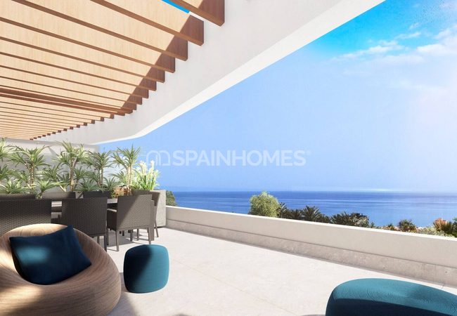 Torremolinos'ta Deniz Manzaralı Lüks Daireler