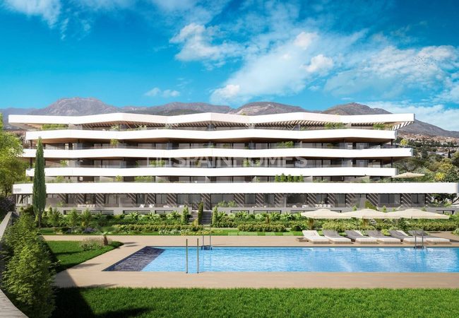 Torremolinos'ta Deniz Manzaralı Lüks Daireler 1