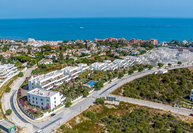 Neugebaute Wohnungen In Einem Komplex Mit Pool In Estepona 2