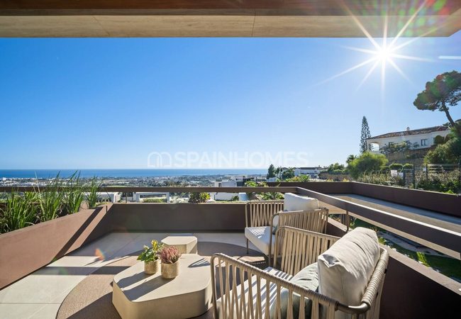 Detached Houses with Pools in Benahavis Málaga 2