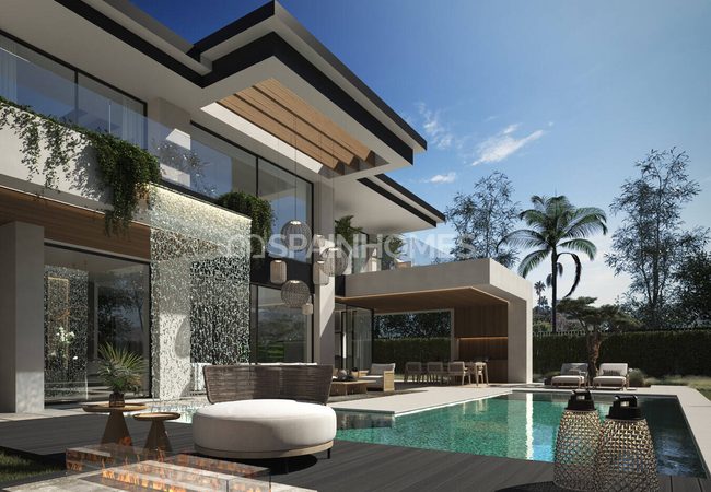 Detached Large Villas Near the Sea in Marbella 3