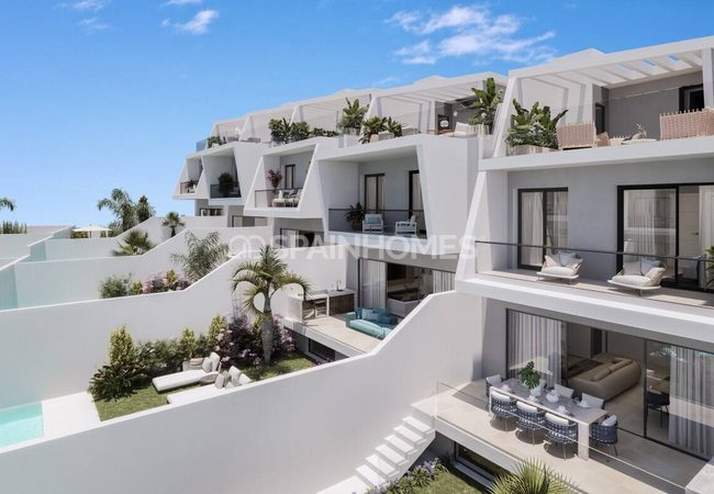 Estepona Malaga'da Özel Havuzlu Yarı Müstakil Evler 5