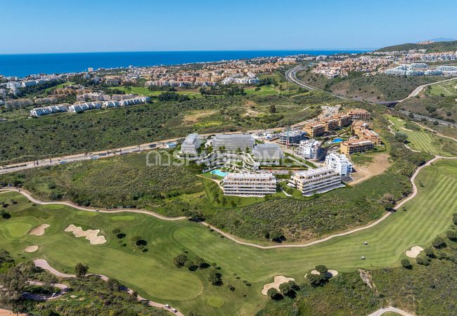 Apartamentos De Golf En Un Complejo Con Piscina En Mijas Málaga 2