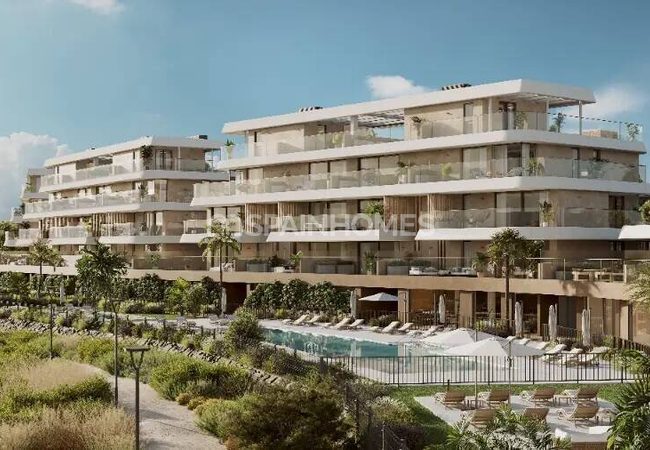 Beachside Apartments in a Complex with Rich Amenities in Estepona 2