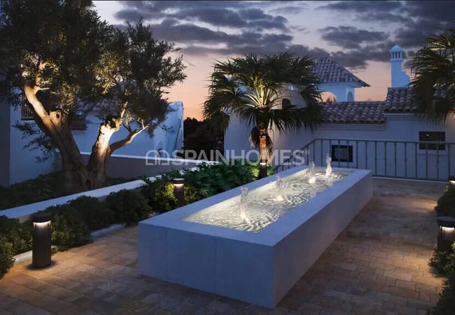 Estepona'da Özel Havuzlu ve Bahçeli Şık Yarı Müstakil Evler 6