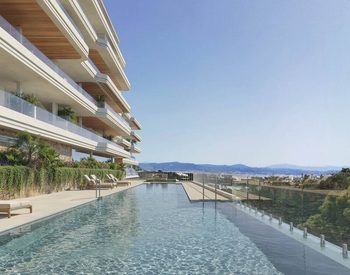Sea-view Flats with Premium Amenities in Torremolinos 1