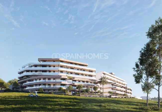 New Flats Near Estepona Golf Courses in Malaga 1