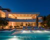 Benahavís'te Deniz Manzaralı ve Havuzlu Lüks Villa 13