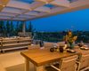 Benahavís'te Deniz Manzaralı ve Havuzlu Lüks Villa 10