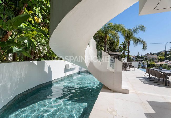 6-bedroom House with Pool and Garden in Benahavís 13