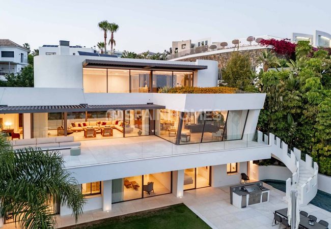 6-bedroom House with Pool and Garden in Benahavís 5