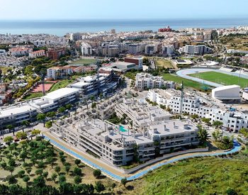 Stylish Sea View Flats with Amenities in Estepona 3