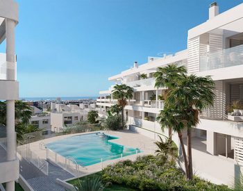 Stylish Sea View Flats with Amenities in Estepona 2