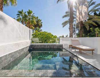 Spacious Apartments and Penthouses in Estepona El Paraíso 3