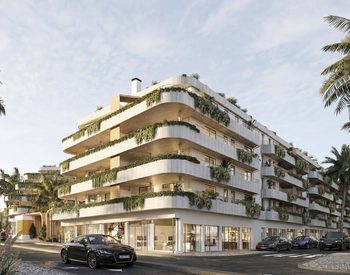 Apartamentos Elegantes Con Vistas Al Mar Y Piscina En Marbella 3