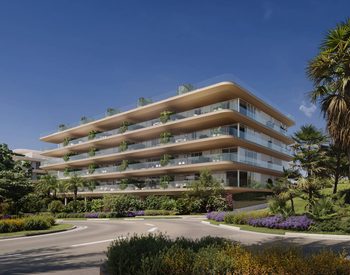 Exclusive Seaside Flats with Spa and Pool in Estepona 1
