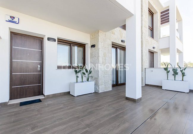 Moderne Bungalows Mit Solarium In Torrevieja, Alicante 5