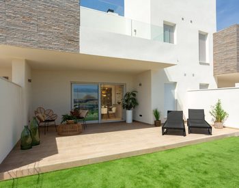 Apartments in a Golf Resort with Swimming Pool in Alicante 1