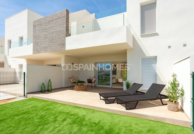Apartments in a Golf Resort with Swimming Pool in Alicante 1