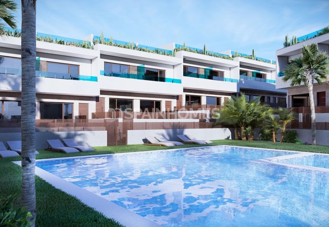 Modern Townhouses in a Stylish Complex in Torrevieja Alicante 7