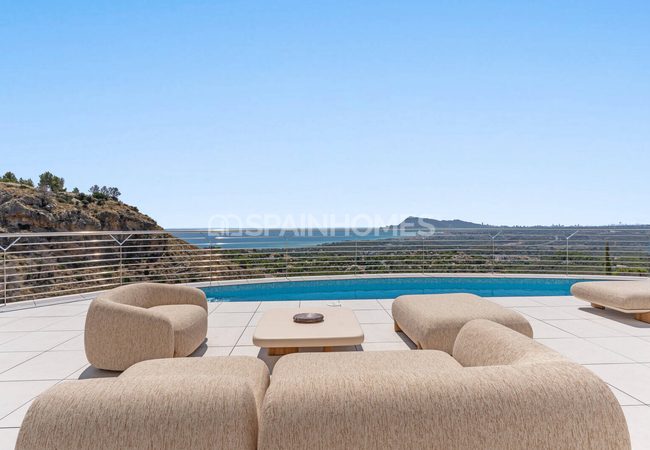 Elegant Property with Private Pool in Altea Alicante