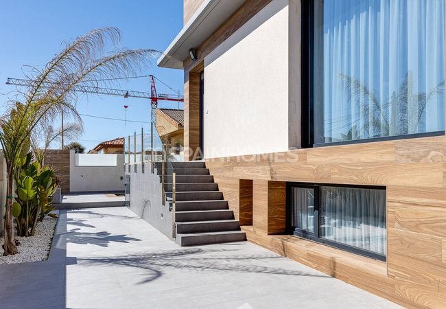 Stylish Villa Within Walking Distance to the Beach in Torrevieja 7