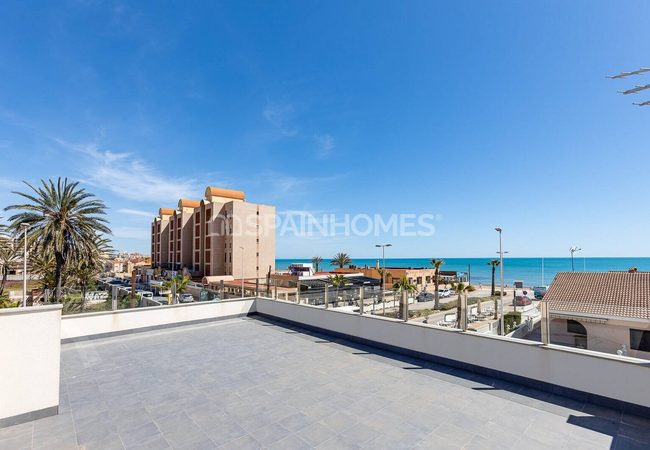 Stylish Villa Within Walking Distance to the Beach in Torrevieja 11
