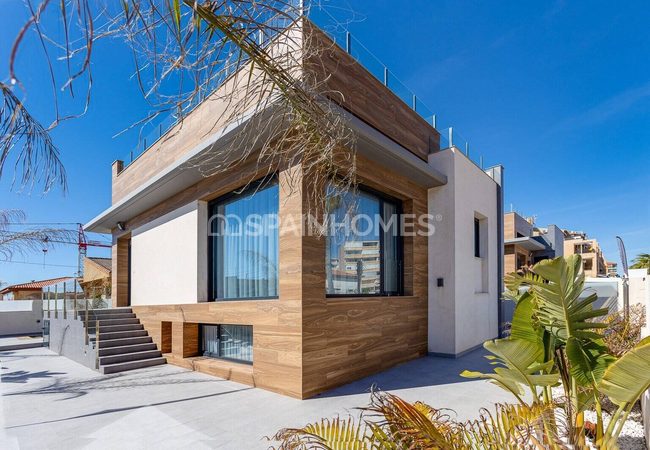Stylish Villa Within Walking Distance to the Beach in Torrevieja 21