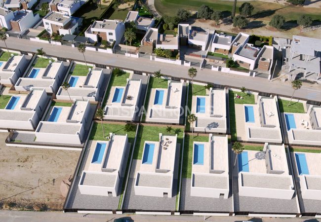 Costa Blanca'da Kaliteli İşçiliğe Sahip Müstakil Villalar 7