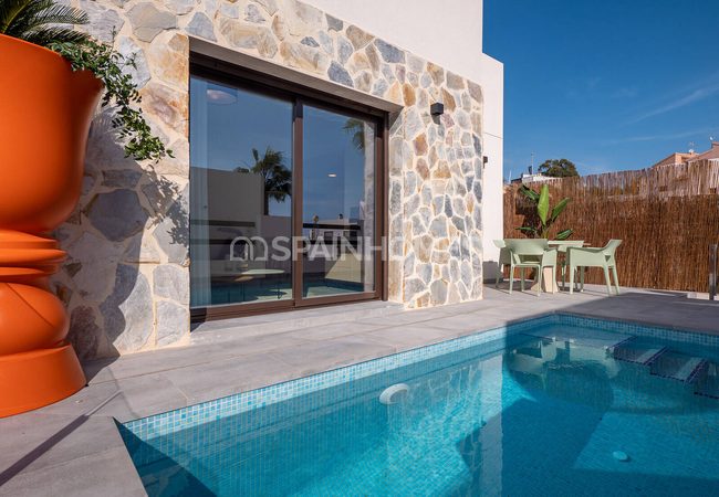 Costa Blanca'da Kaliteli İşçiliğe Sahip Müstakil Villalar 5