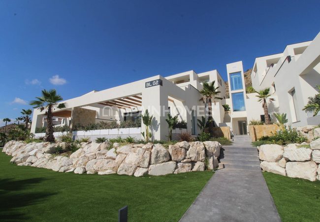 Stylish Apartments with Golf Course View in Monforte Del Cid 5