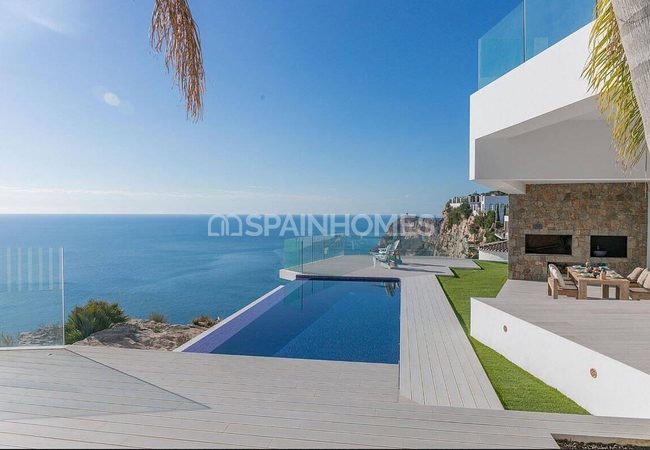 Alicante Benichatell'de Panoramik Deniz Manzaralı Lüks Villa 12