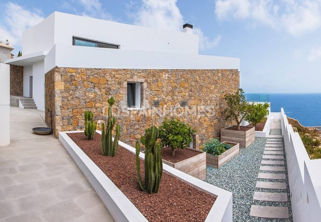 Alicante Benichatell'de Panoramik Deniz Manzaralı Lüks Villa 17