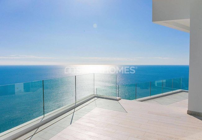Alicante Benichatell'de Panoramik Deniz Manzaralı Lüks Villa 23