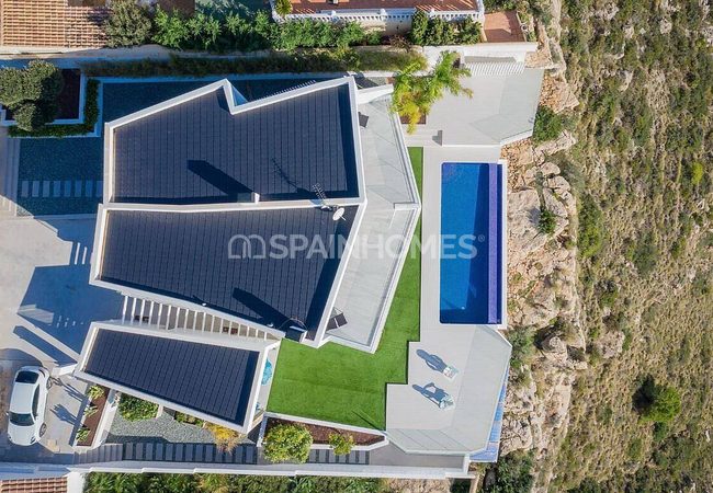 Alicante Benichatell'de Panoramik Deniz Manzaralı Lüks Villa 4
