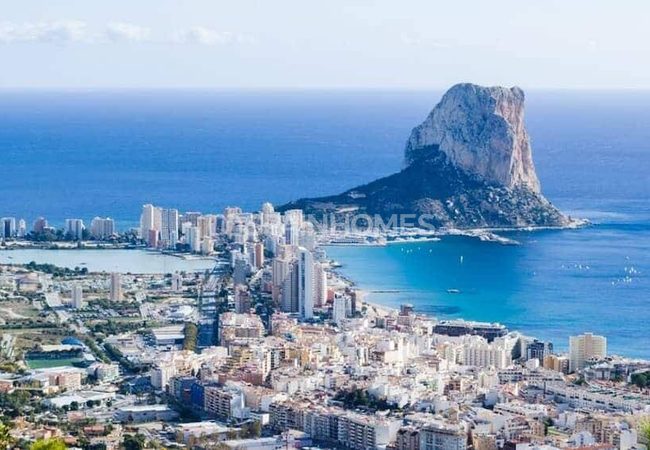 İspanya Alicante'de Avantajlı Konumda Yarı Müstakil Villalar 7